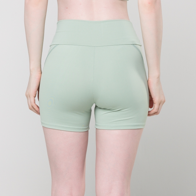 Short Oxy Verde Aloe com Recortes